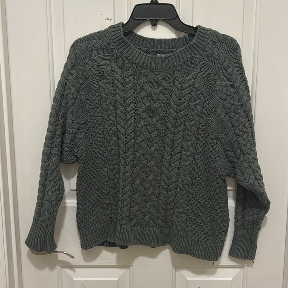 aerie green sweater - Picture 2 of 7